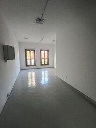 Cheap Tanjong Pagar level 2 office | No lift | Avail now (D2), Shop House #543950531